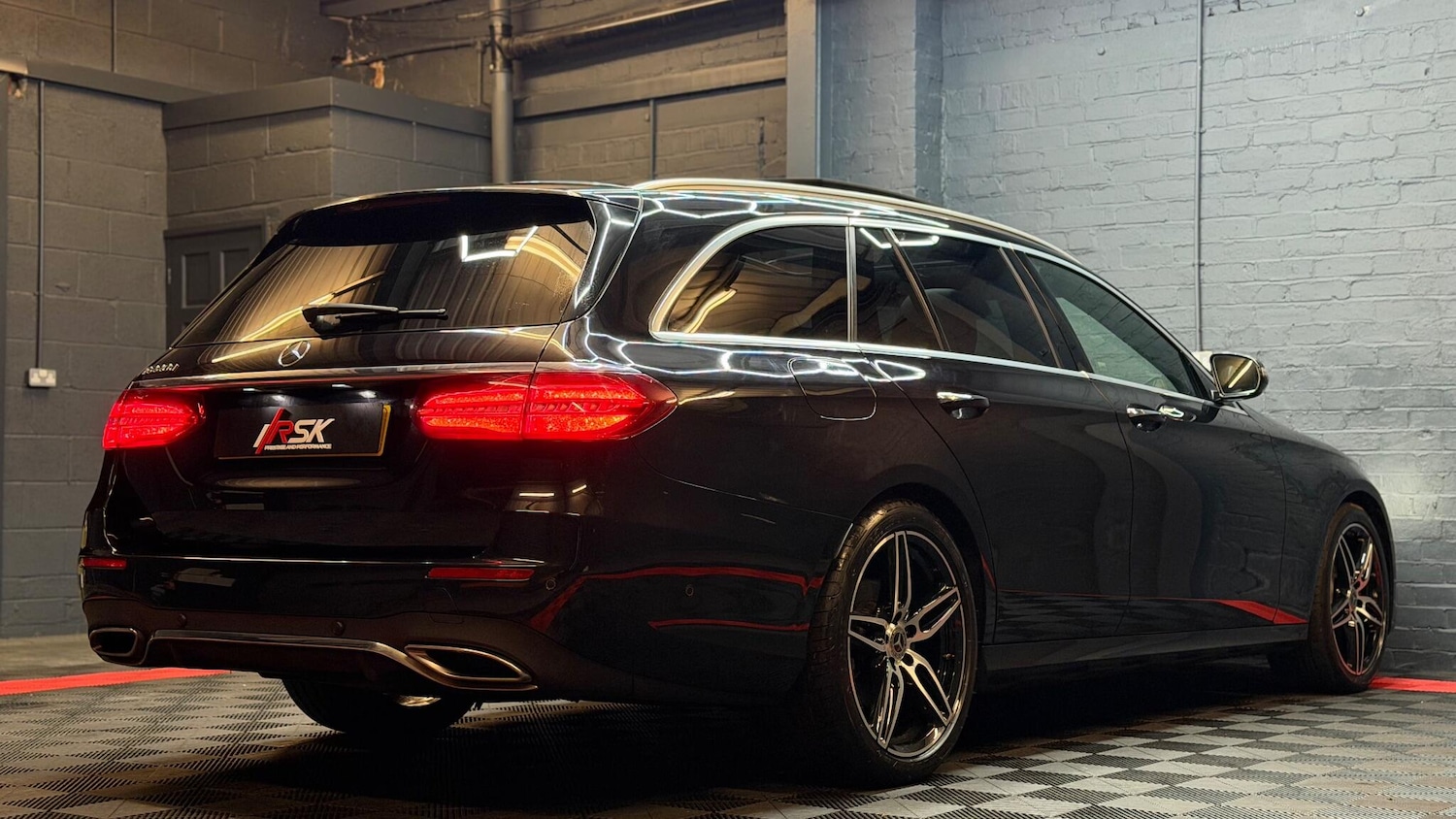 Used Mercedes-Benz E Class for sale - 77267440: Photo 13