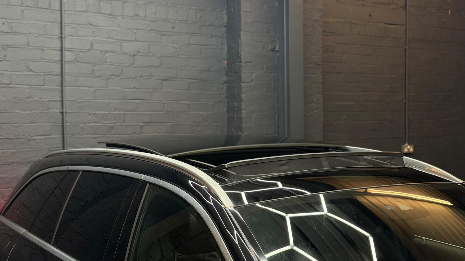 Used Mercedes-Benz E Class for sale - 77267440: Photo 24