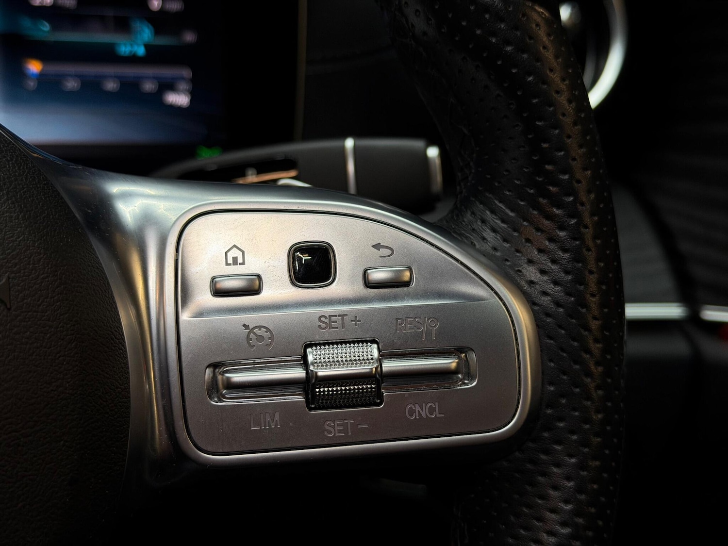 Used Mercedes-Benz E Class for sale - 77267440: Photo 27