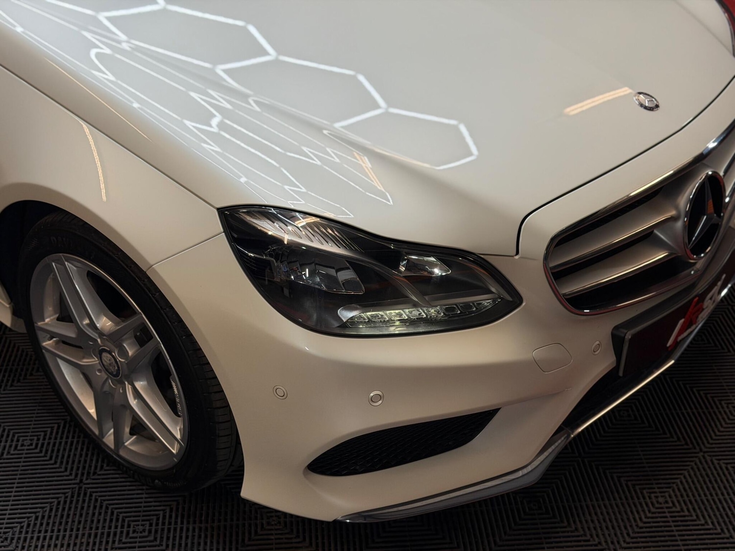 Used Mercedes-Benz E Class 2014 for sale - 77993672: Photo 10