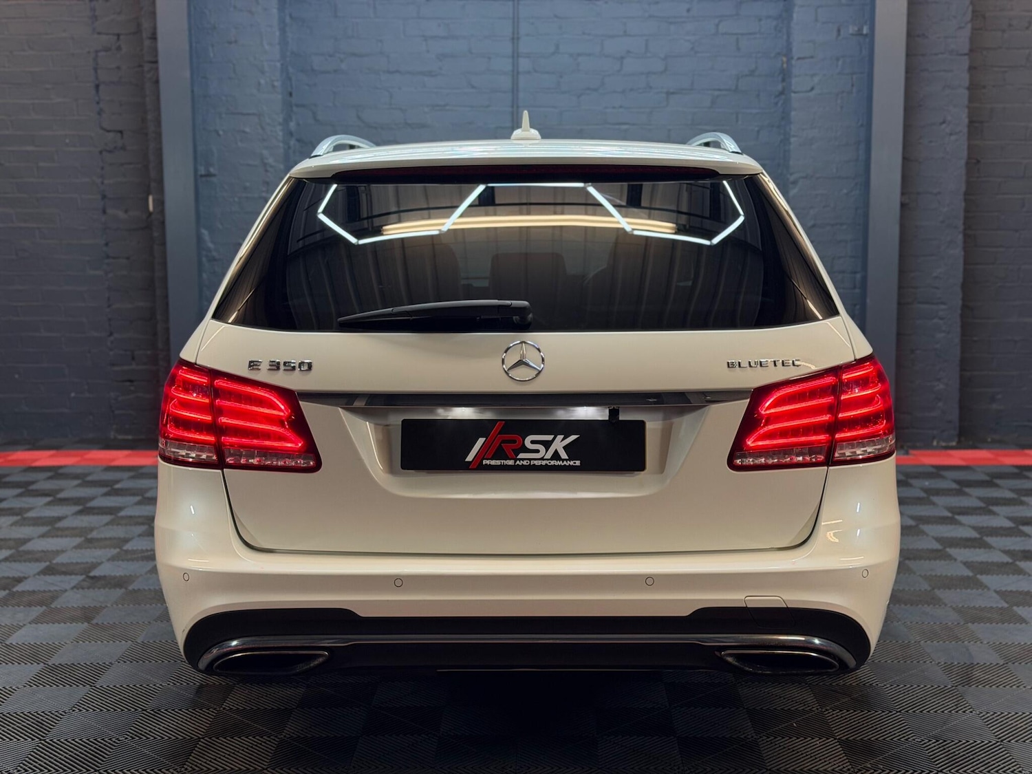 Used Mercedes-Benz E Class 2014 for sale - 77993672: Photo 13