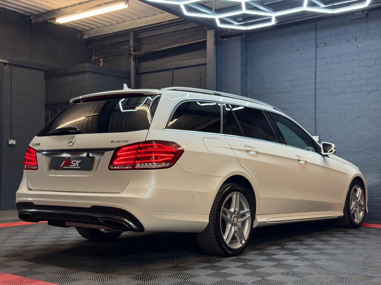 Used Mercedes-Benz E Class 2014 for sale - 77993672: Photo 15