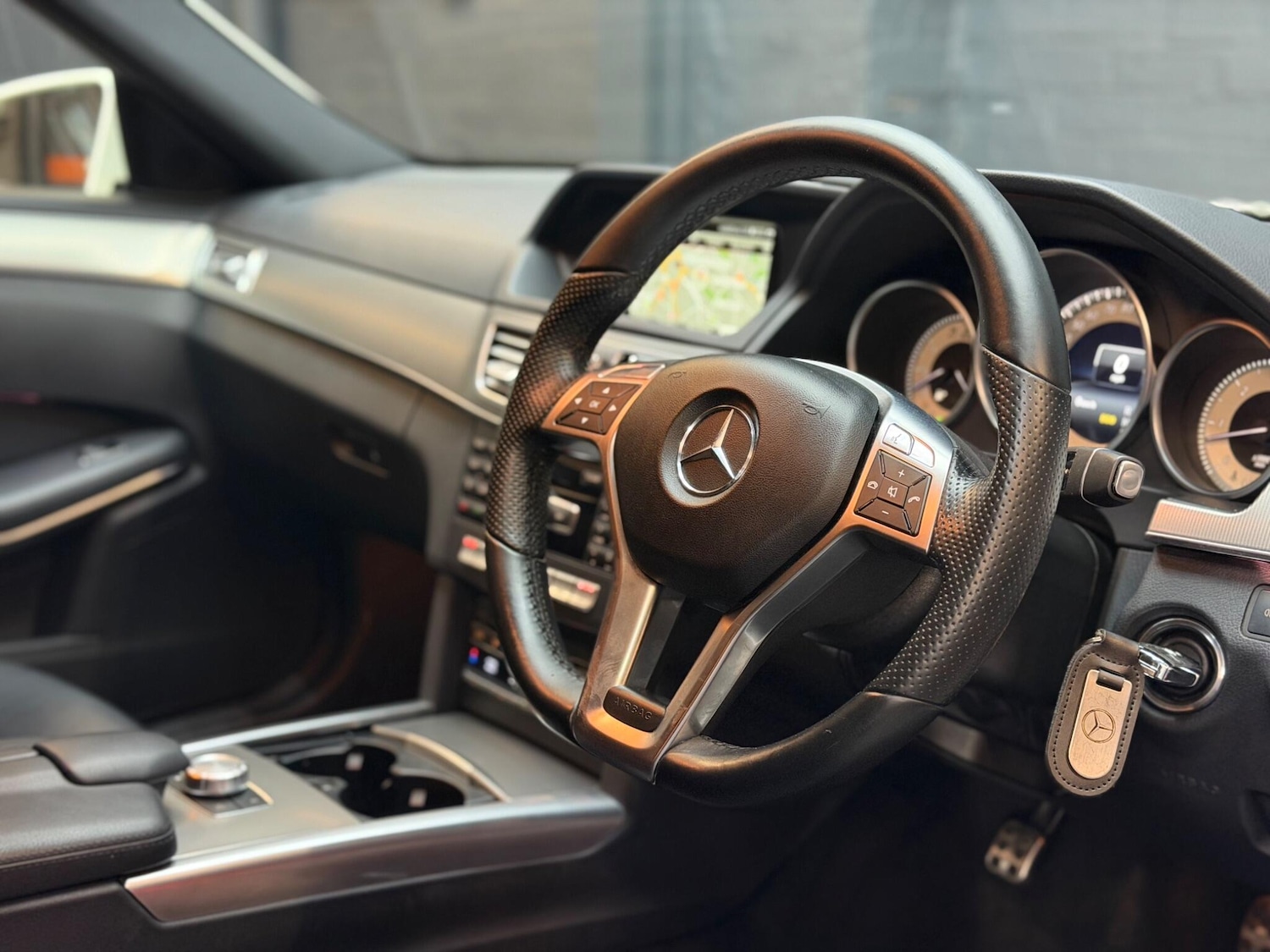 Used Mercedes-Benz E Class 2014 for sale - 77993672: Photo 18