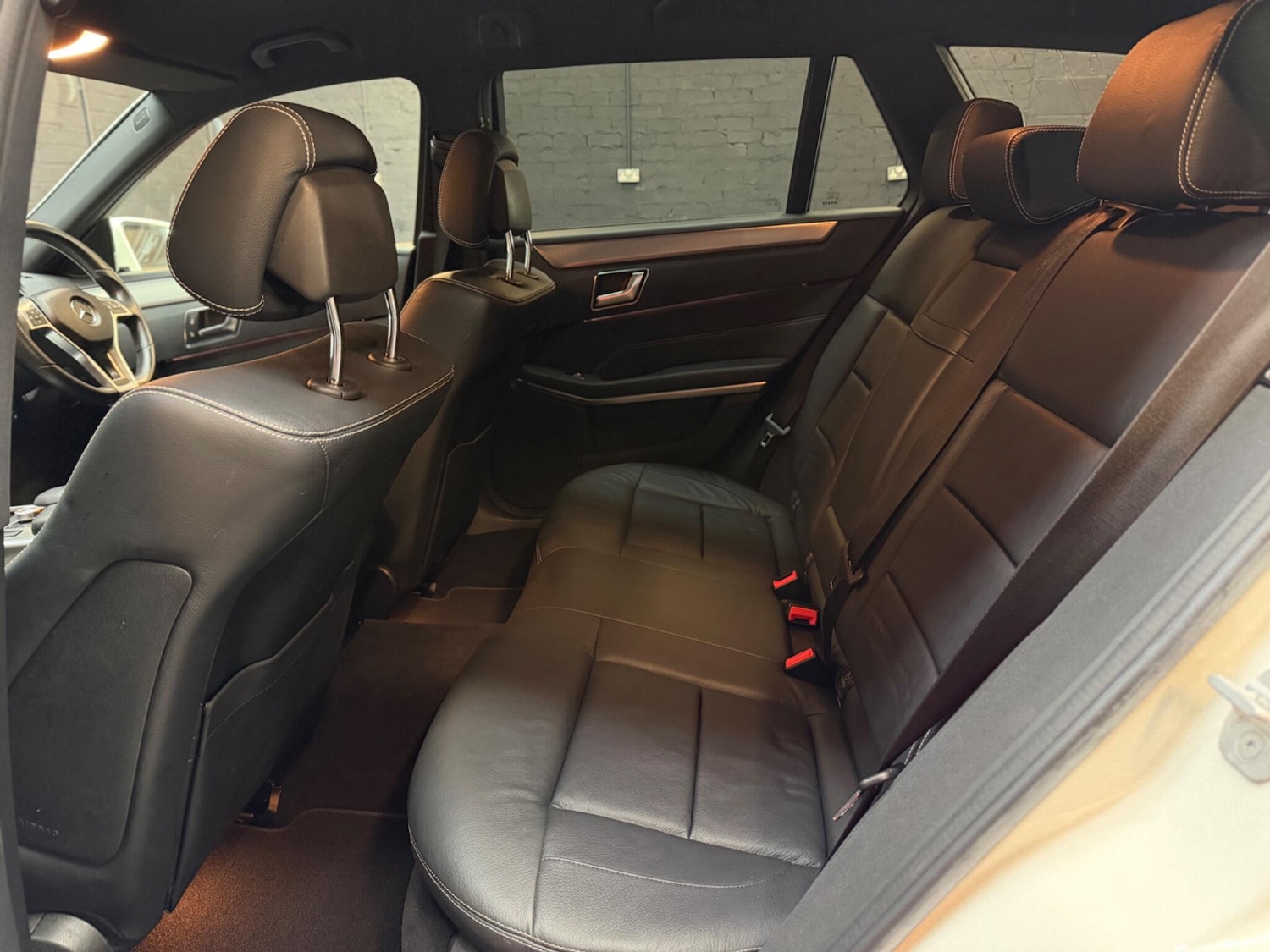 Used Mercedes-Benz E Class 2014 for sale - 77993672: Photo 22