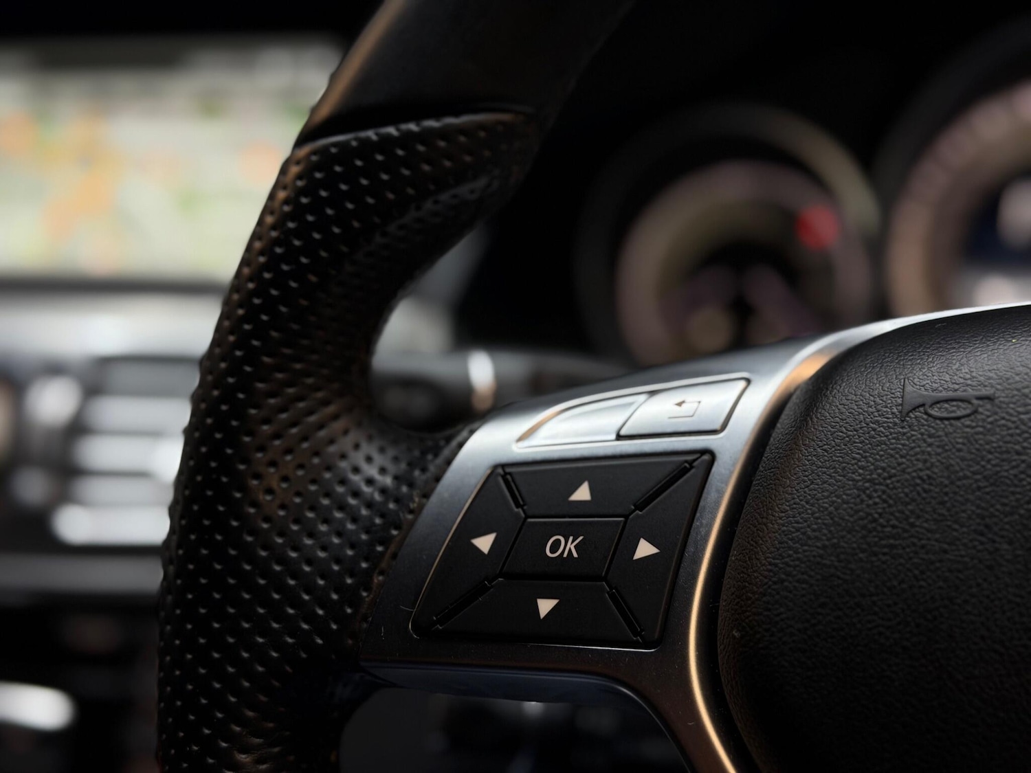 Used Mercedes-Benz E Class 2014 for sale - 77993672: Photo 27