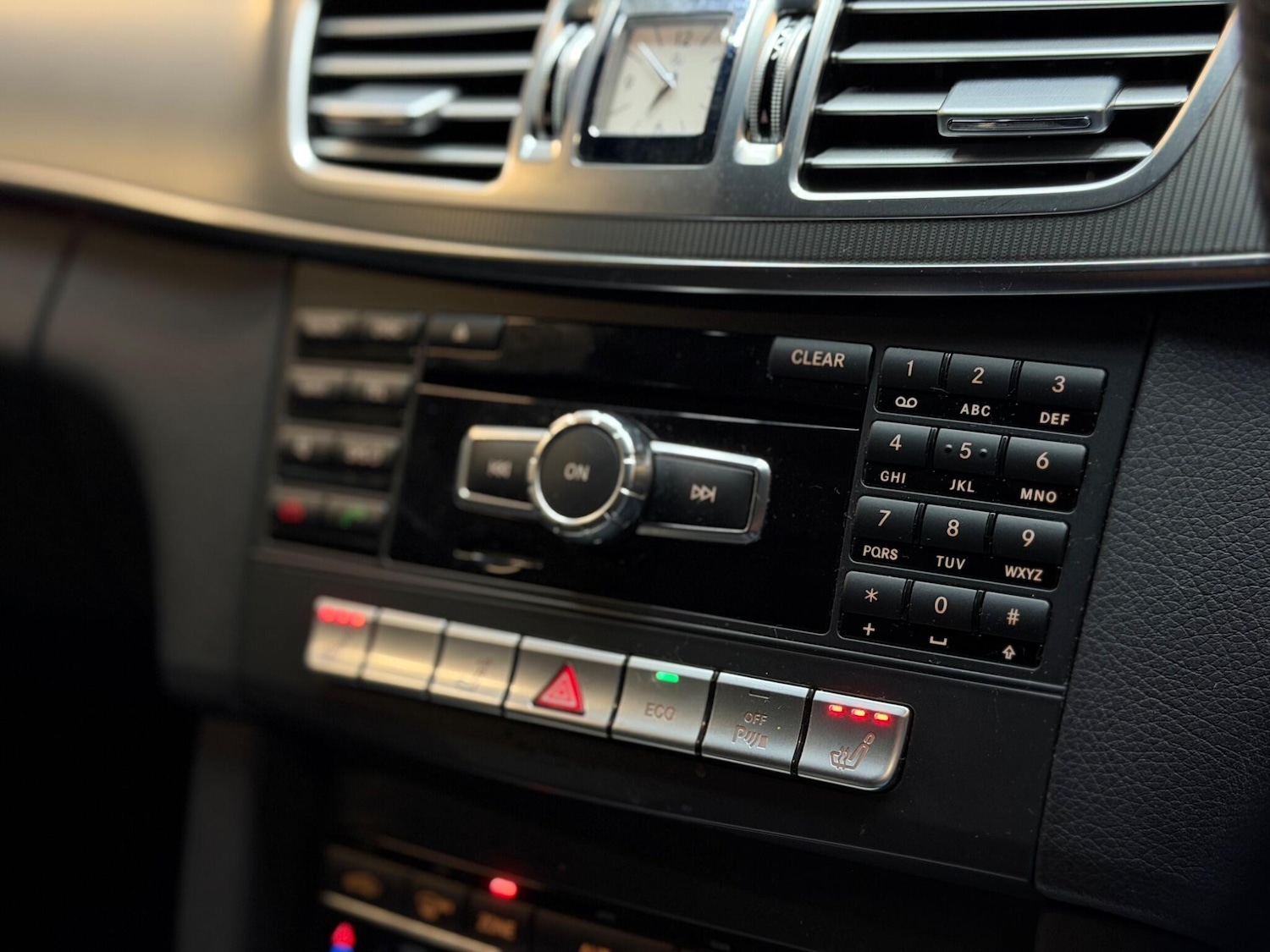 Used Mercedes-Benz E Class 2014 for sale - 77993672: Photo 34