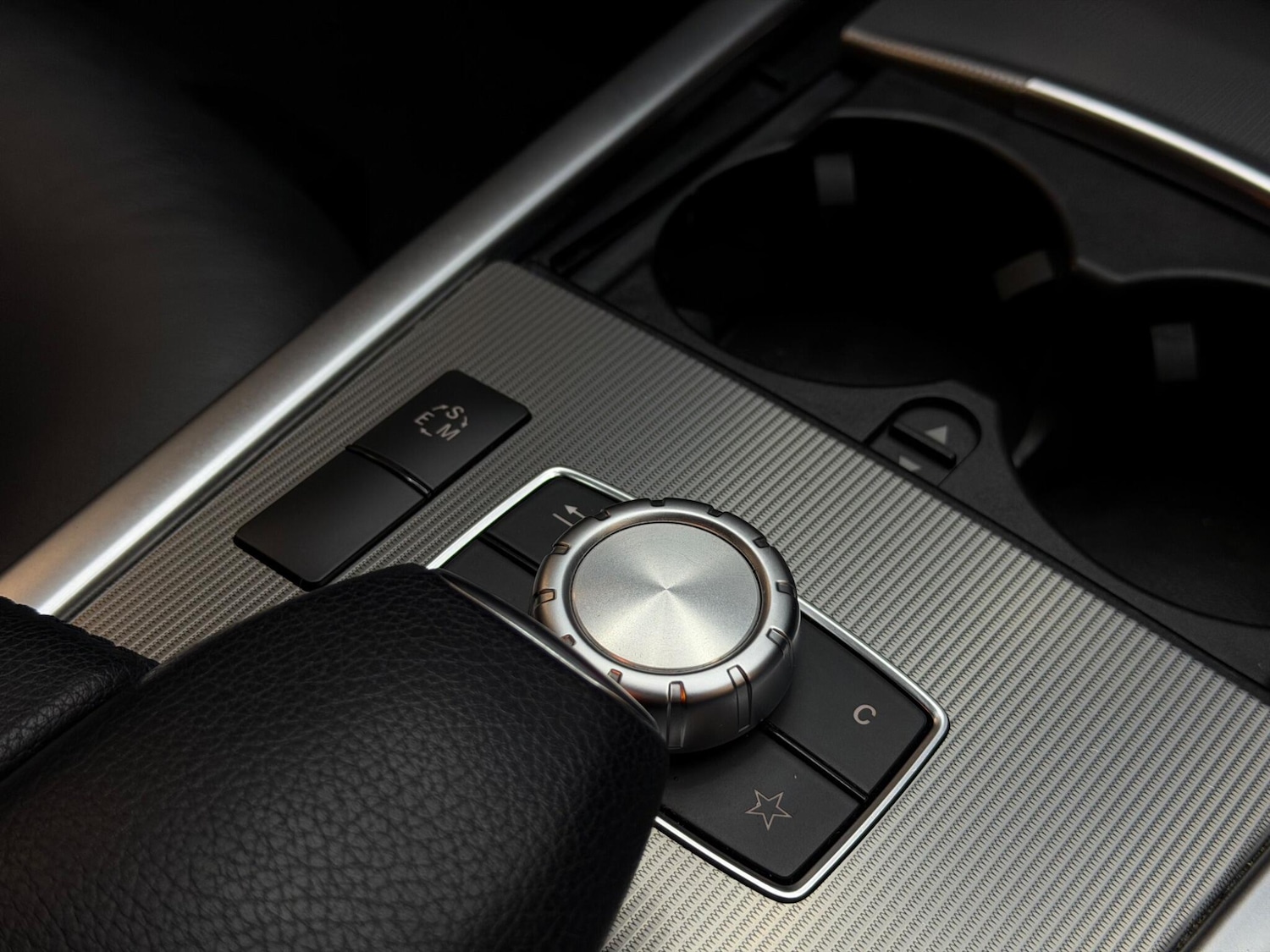 Used Mercedes-Benz E Class 2014 for sale - 77993672: Photo 36