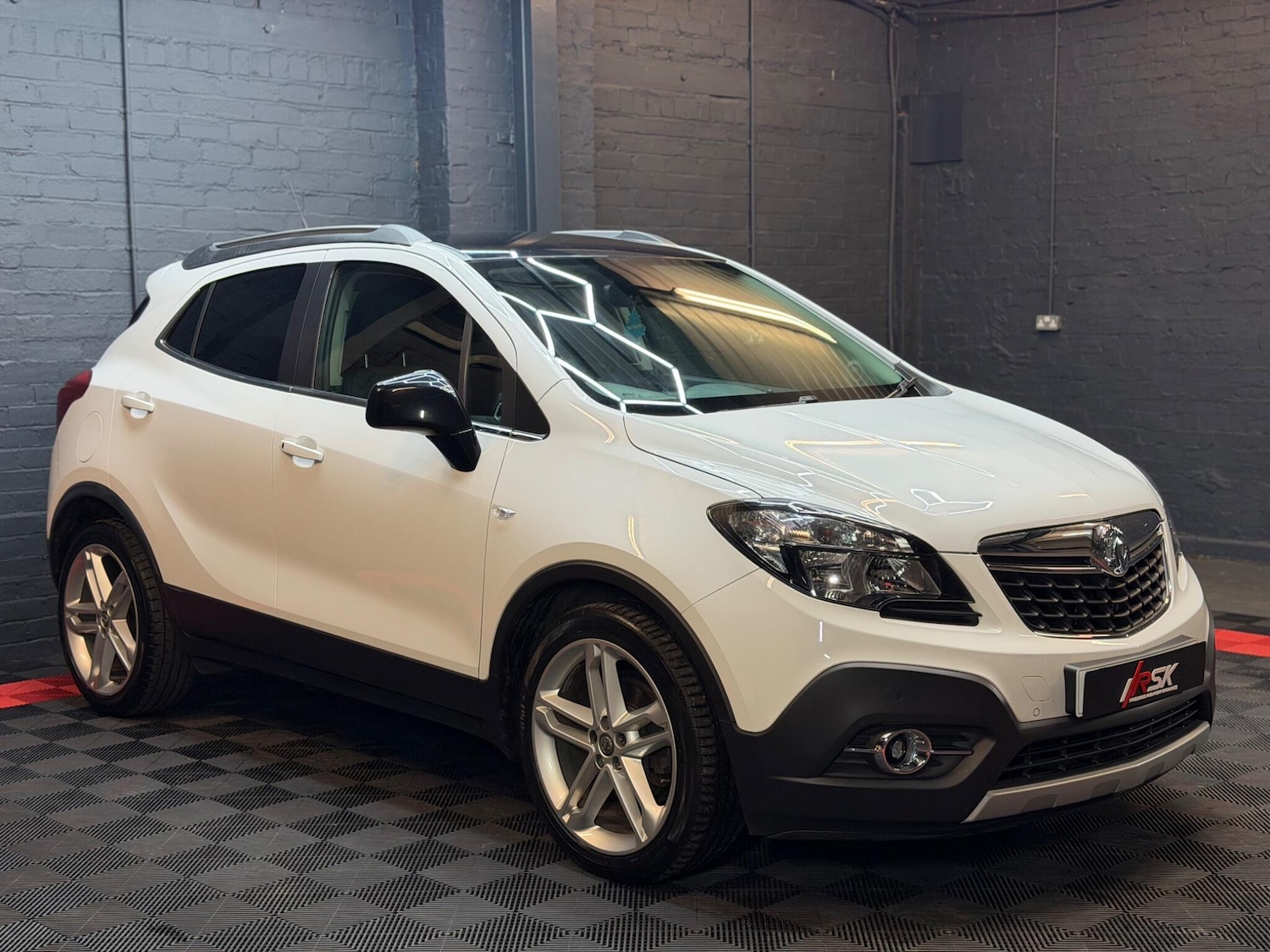 Used Vauxhall Mokka 2015 for sale - 77657537: Photo 2