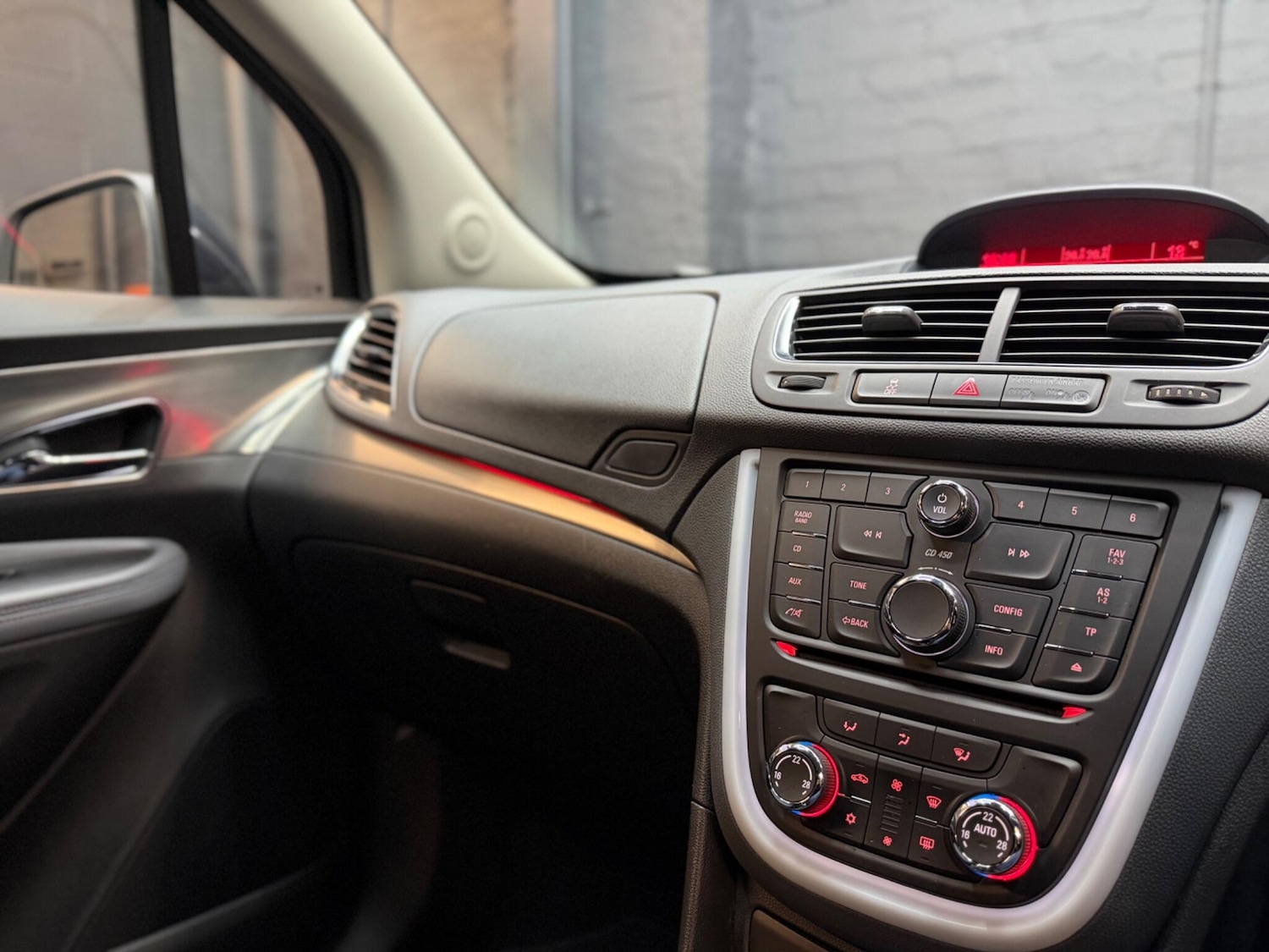 Used Vauxhall Mokka 2015 for sale - 77657537: Photo 27