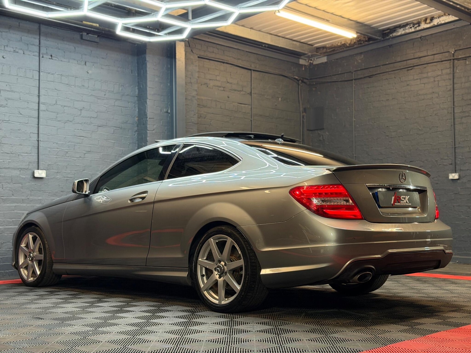 Used Mercedes-Benz C Class 2012 for sale - 77824035: Photo 12