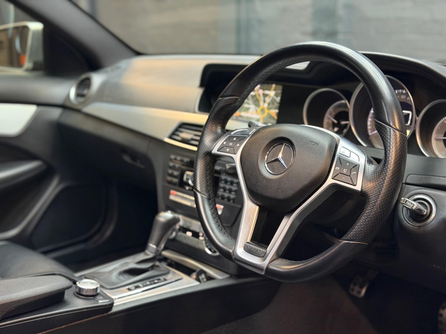 Used Mercedes-Benz C Class 2012 for sale - 77824035: Photo 14