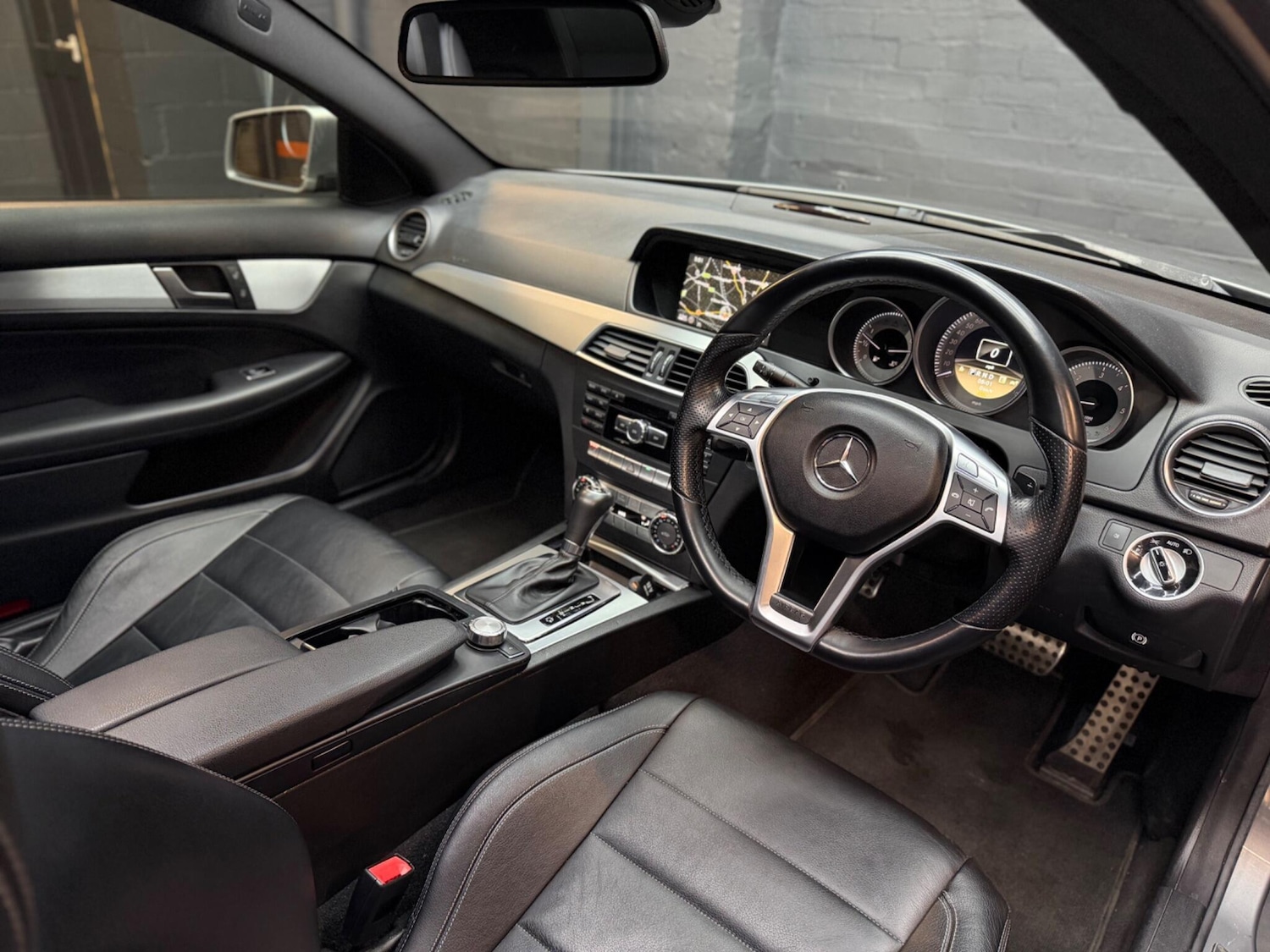 Used Mercedes-Benz C Class 2012 for sale - 77824035: Photo 15