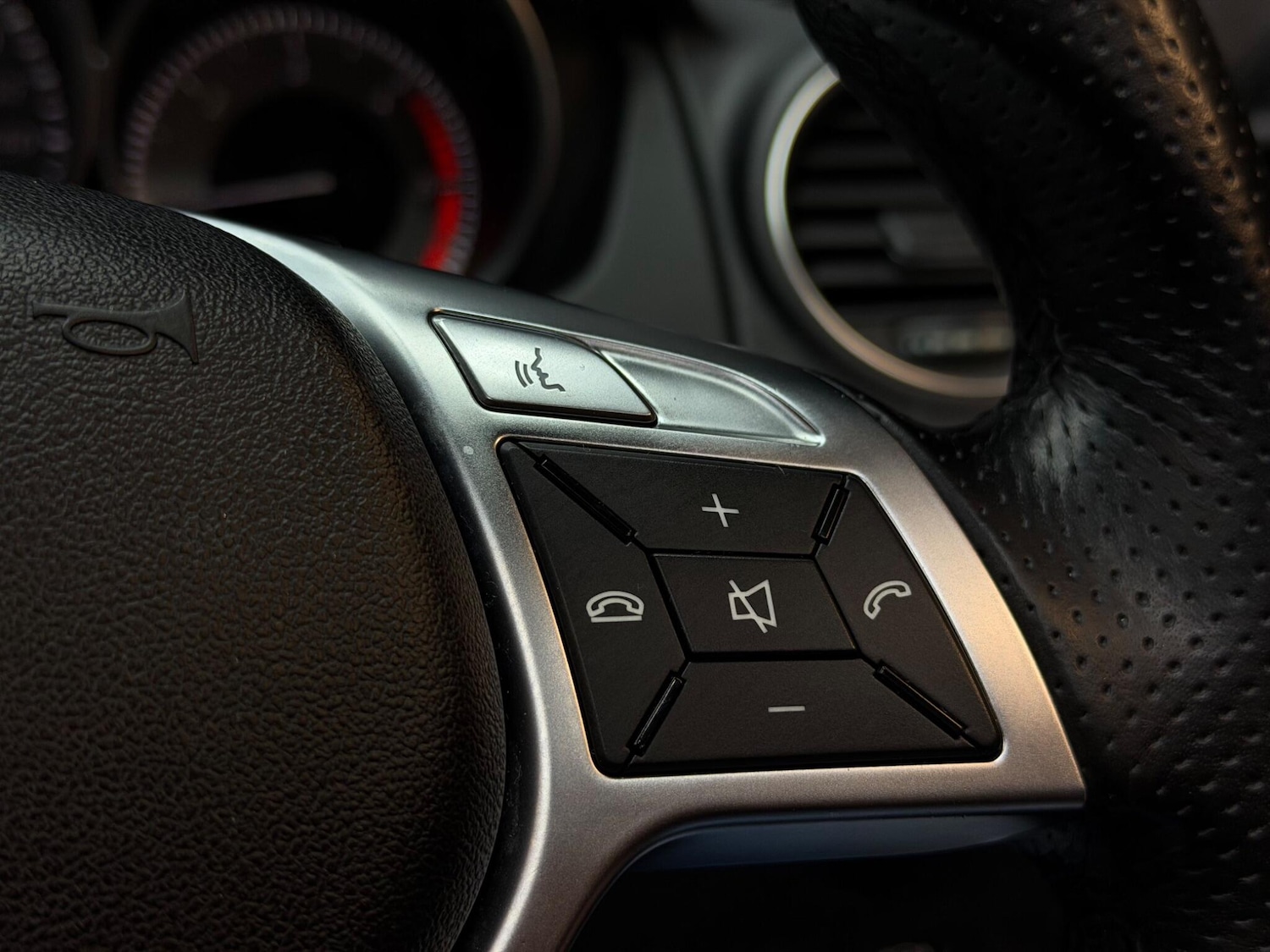 Used Mercedes-Benz C Class 2012 for sale - 77824035: Photo 24