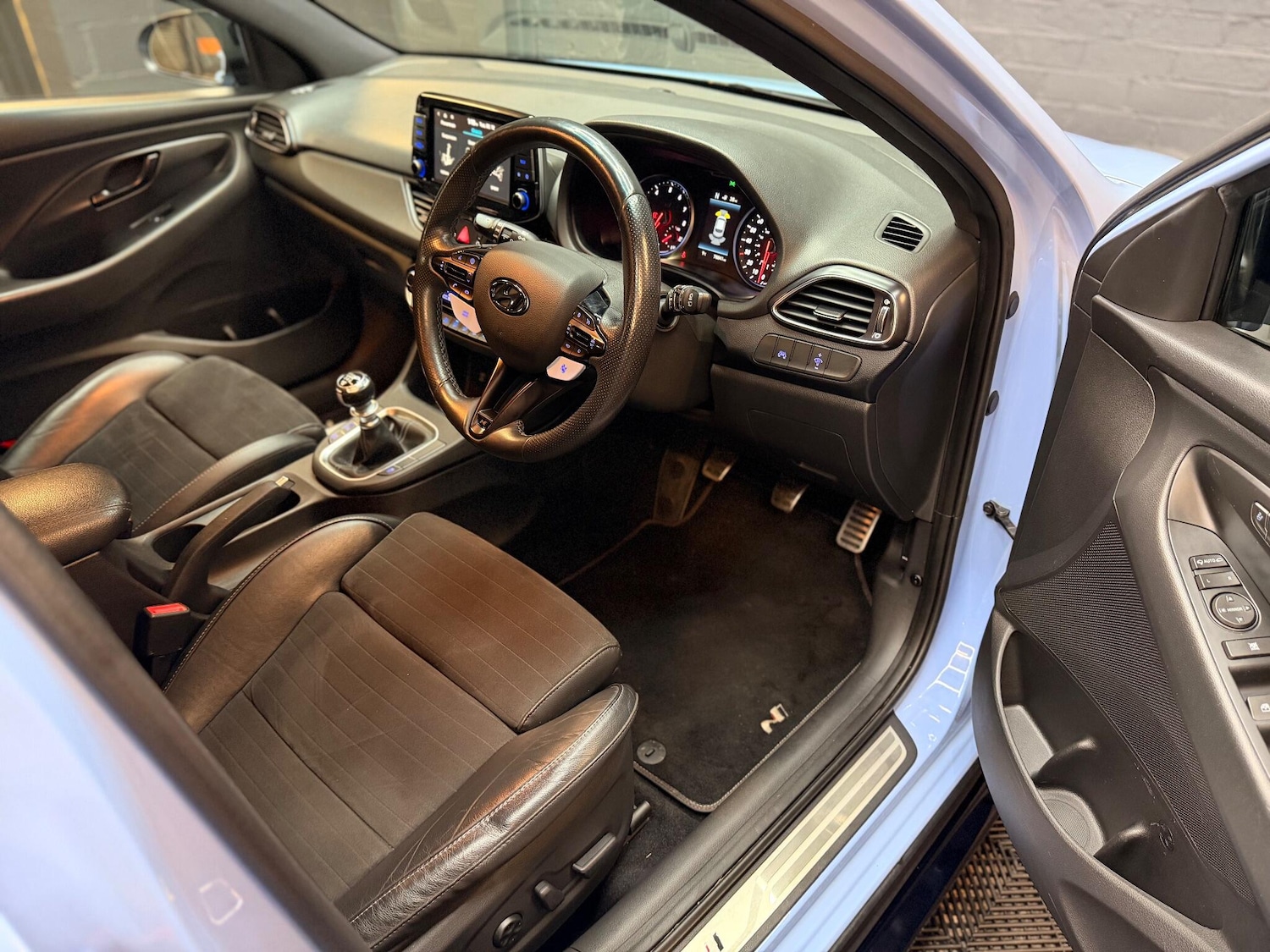 Used Hyundai i30 2017 for sale - 76786744: Photo 18