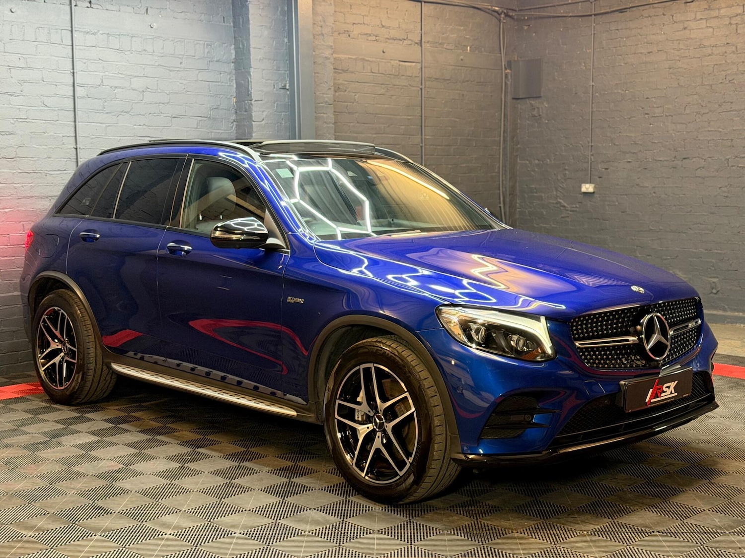 Used Mercedes-Benz GLC 2018 for sale - 78019540: Photo 3