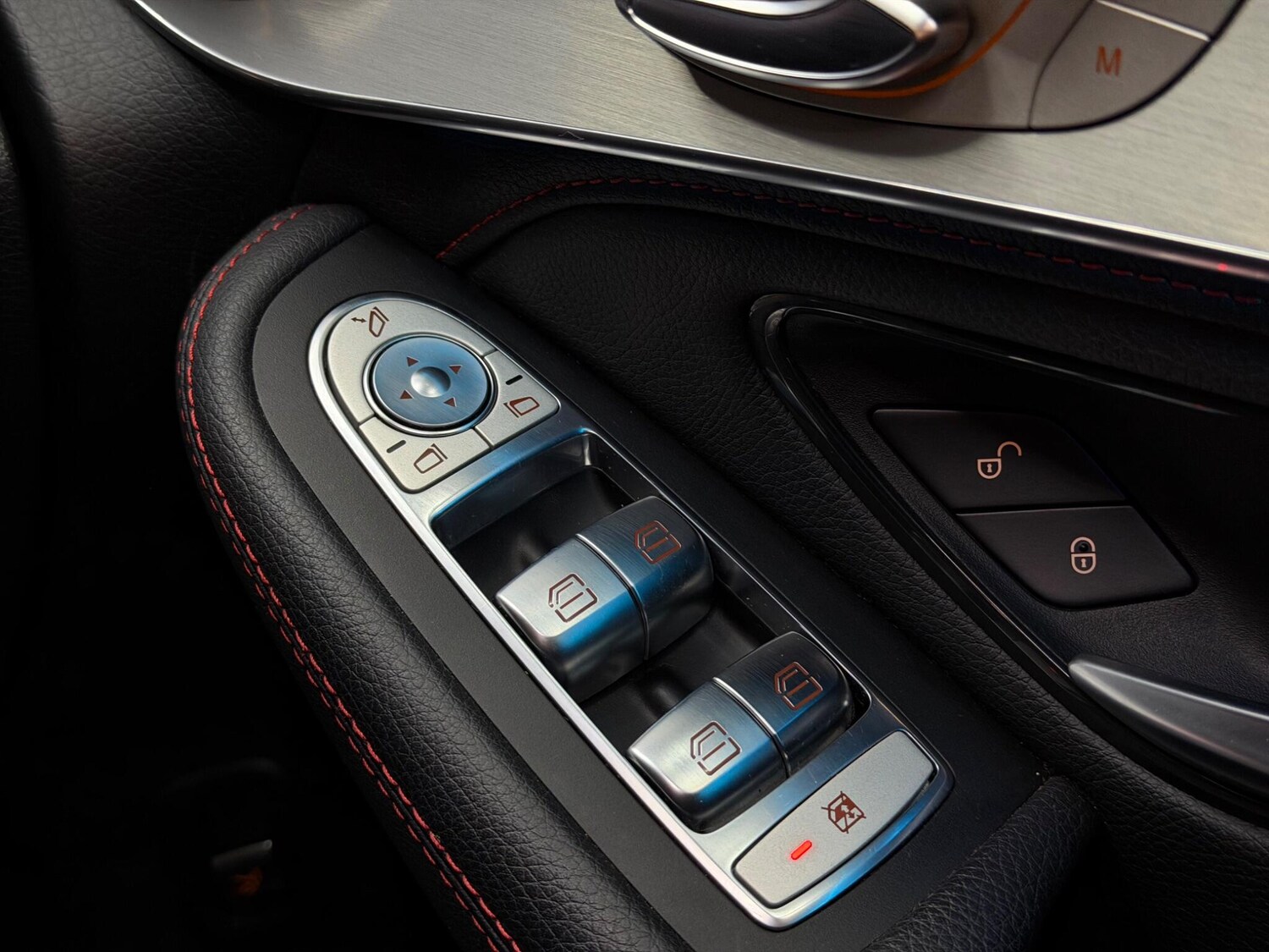 Used Mercedes-Benz GLC 2018 for sale - 78019540: Photo 54