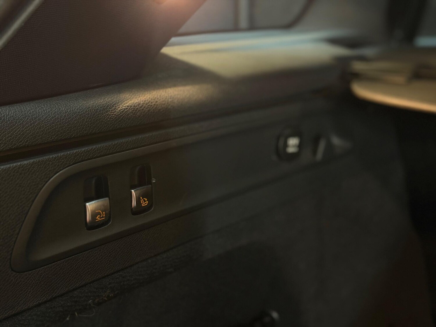 Used Mercedes-Benz GLC 2018 for sale - 78019540: Photo 60