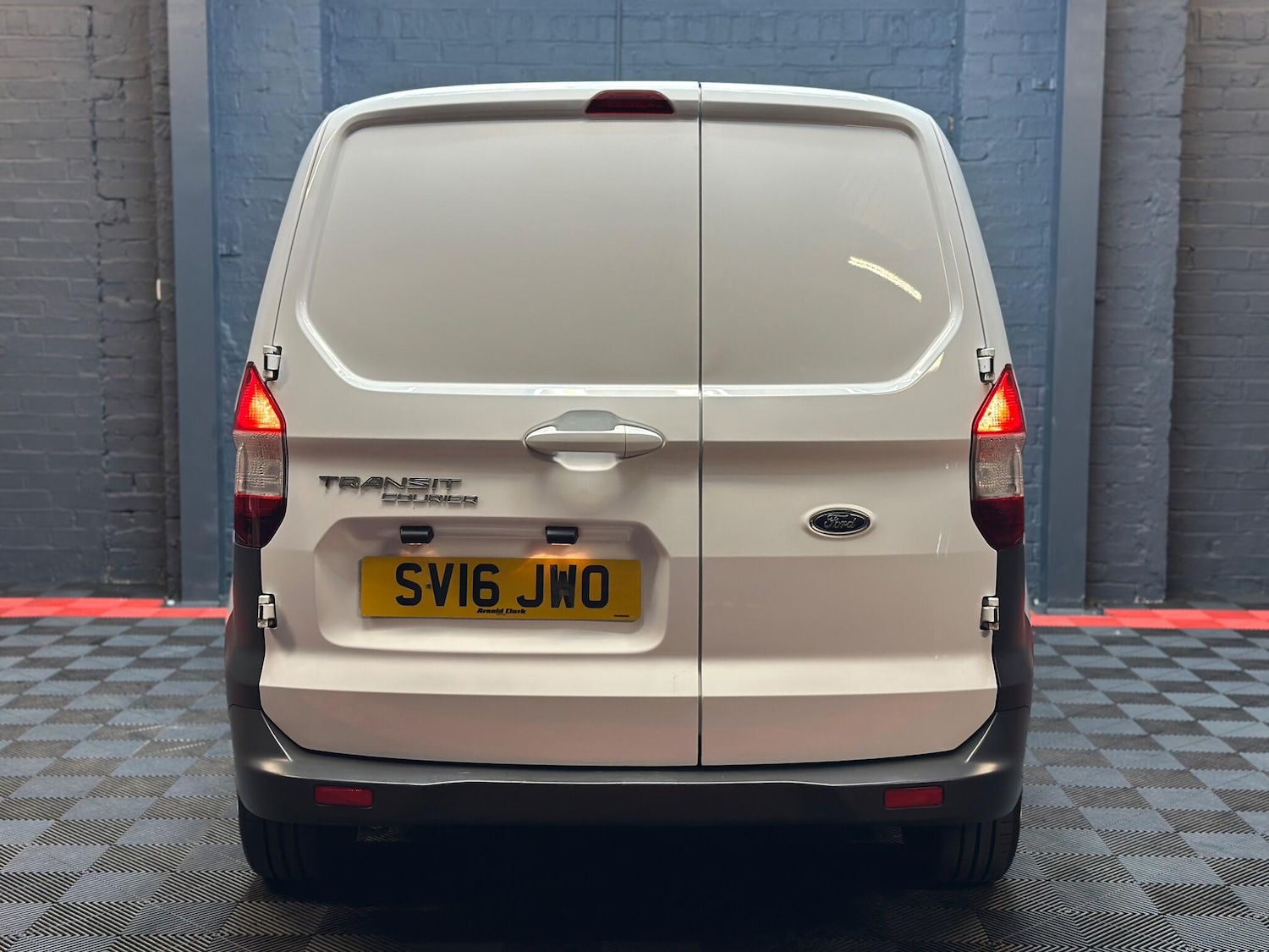 Used Ford Transit Courier 2016 for sale - 76326795: Photo 14