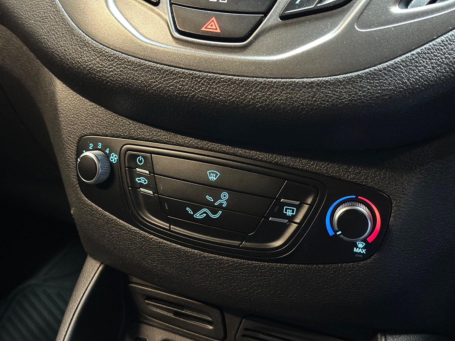 Used Ford Transit Courier 2016 for sale - 76326795: Photo 33