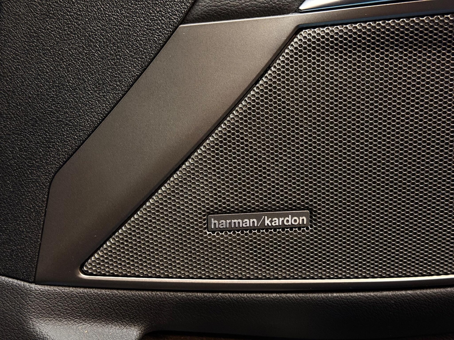 Used BMW 3 Series 2020 for sale - 76561974: Photo 43