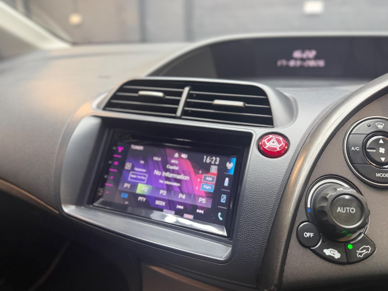 Used Honda Civic 2007 for sale - 77940440: Photo 23