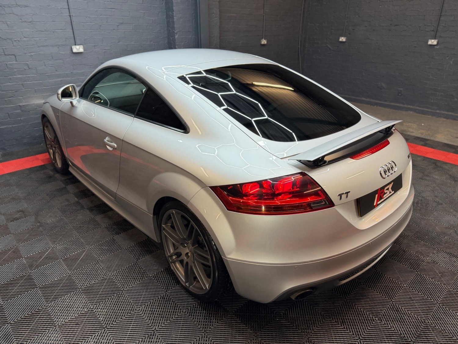 Used Audi TT 2011 for sale - 78034422: Photo 11
