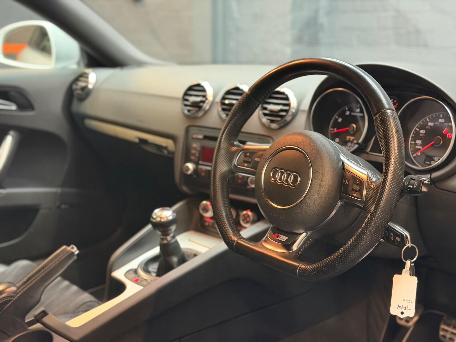 Used Audi TT 2011 for sale - 78034422: Photo 16