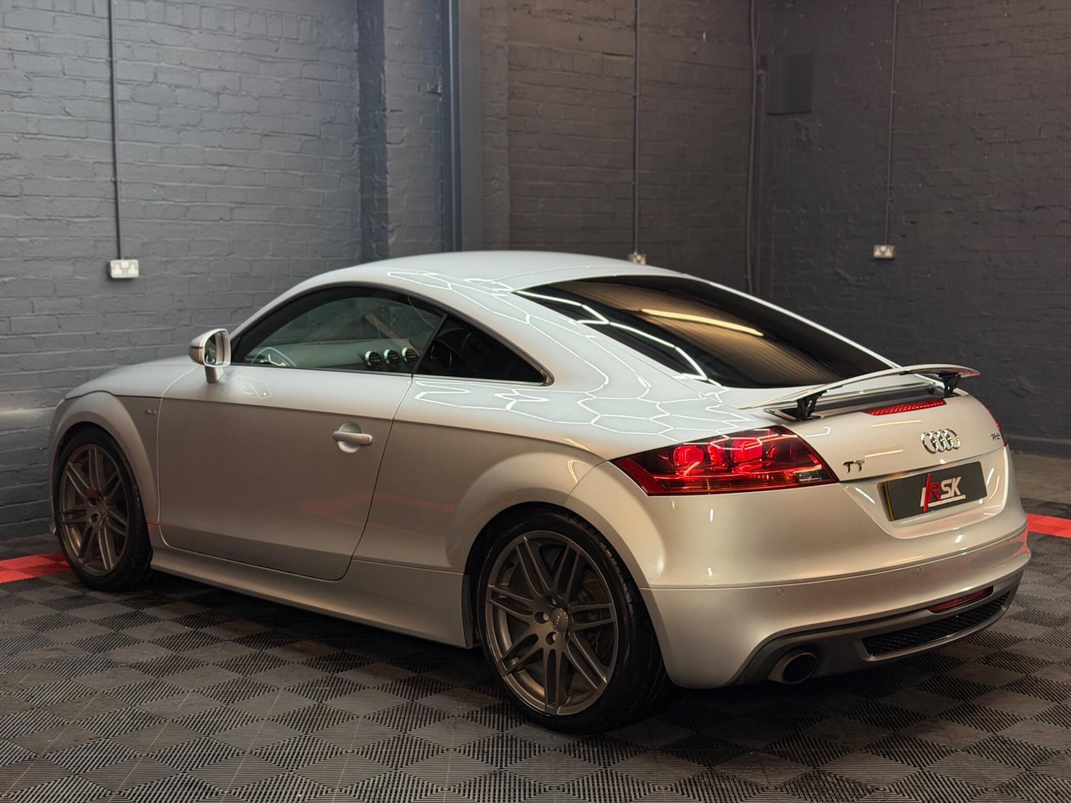 Used Audi TT 2011 for sale - 78034422: Photo 32