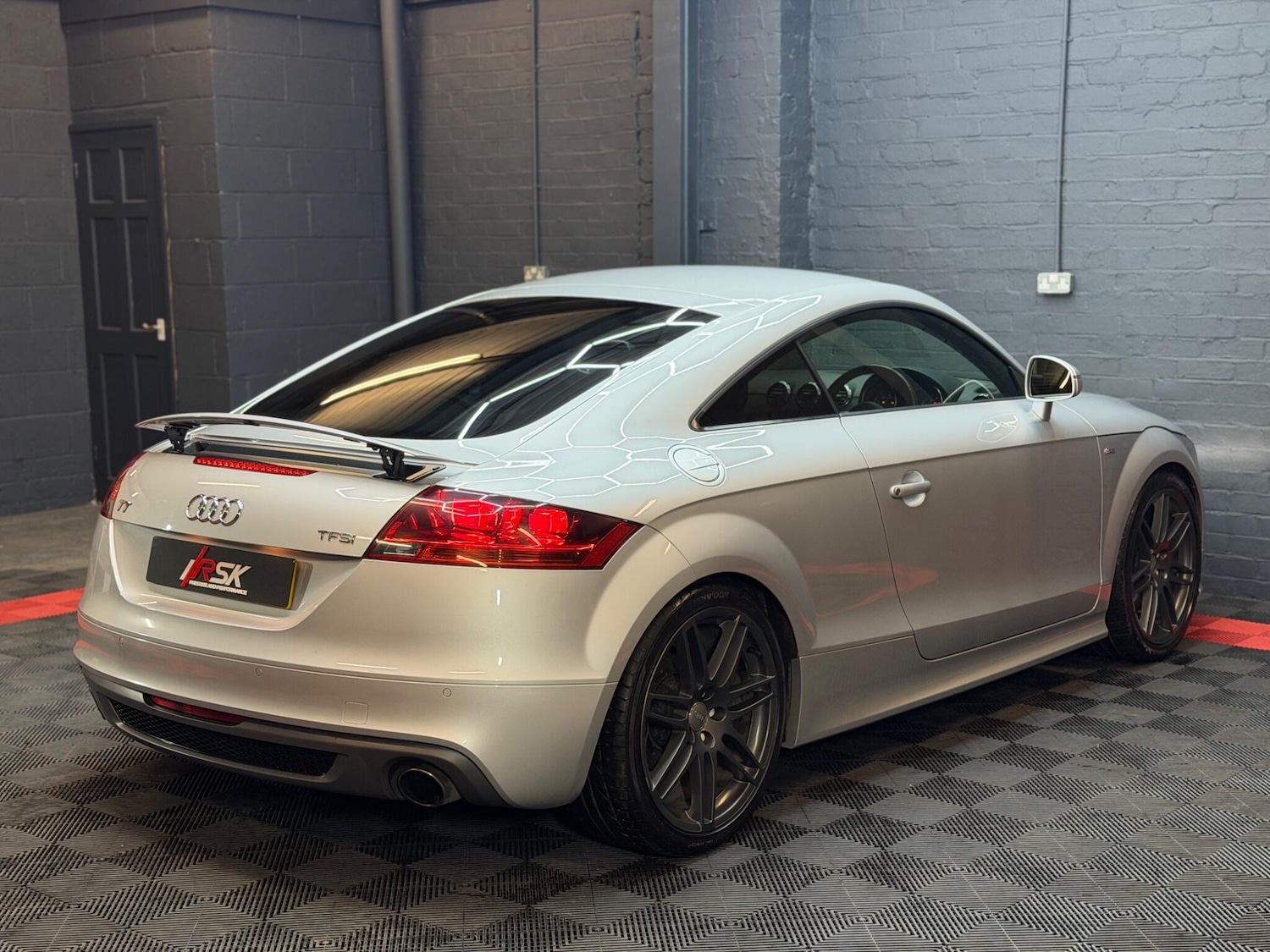 Used Audi TT 2011 for sale - 78034422: Photo 9
