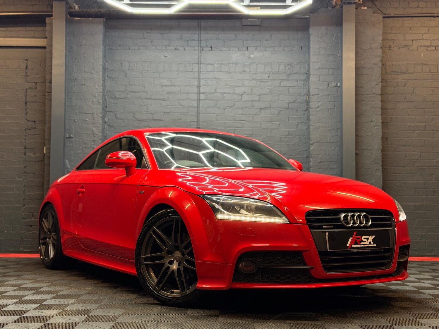 Used Audi TT for sale - 77657521: Photo 2
