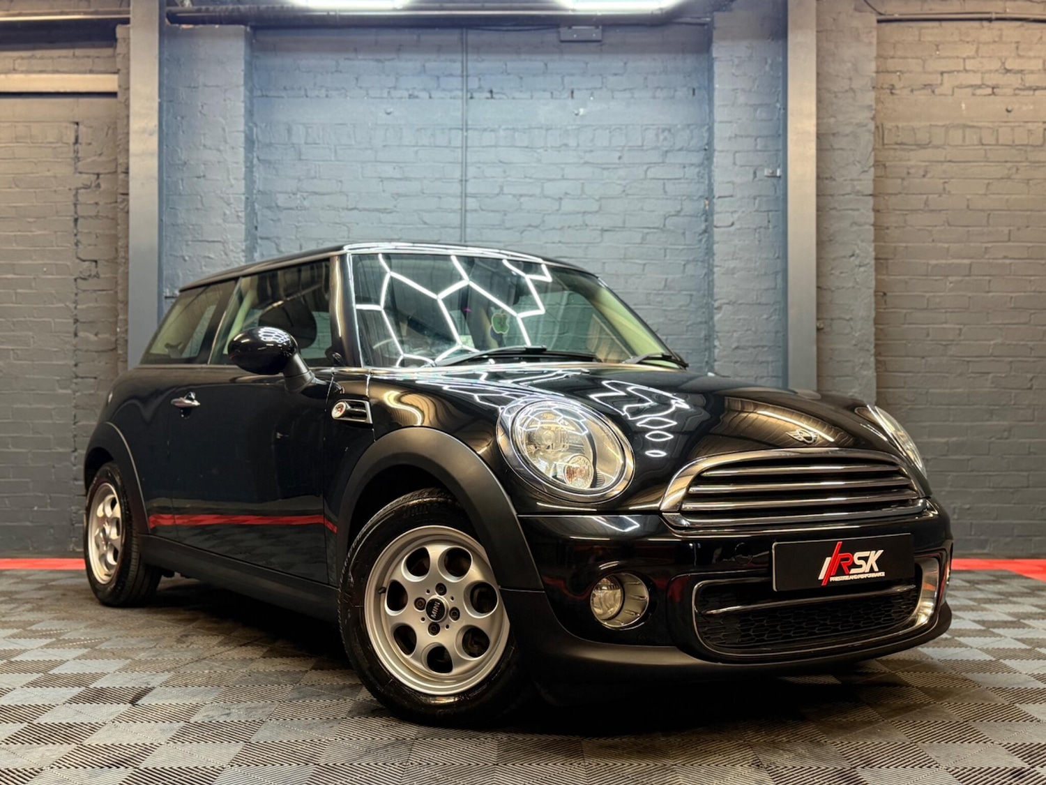 Used MINI Hatch for sale - 78205096: Photo 1