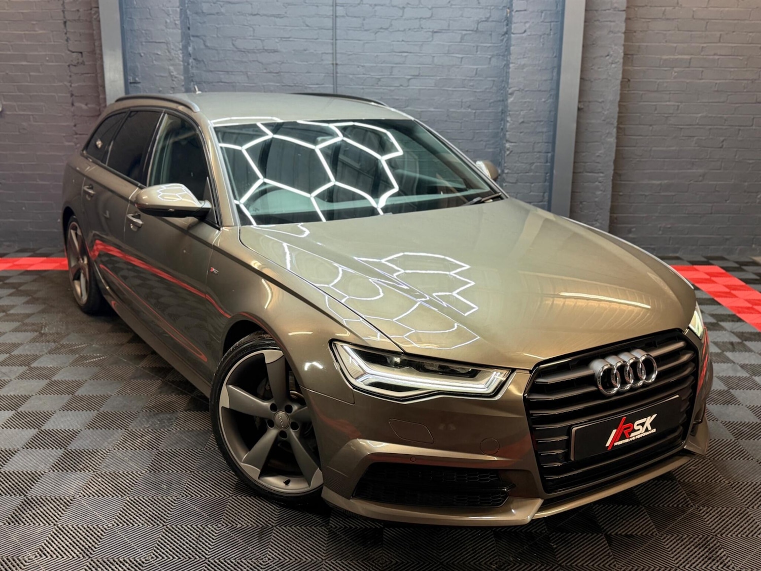 Used Audi A6 2015 for sale - 77957653: Photo 2