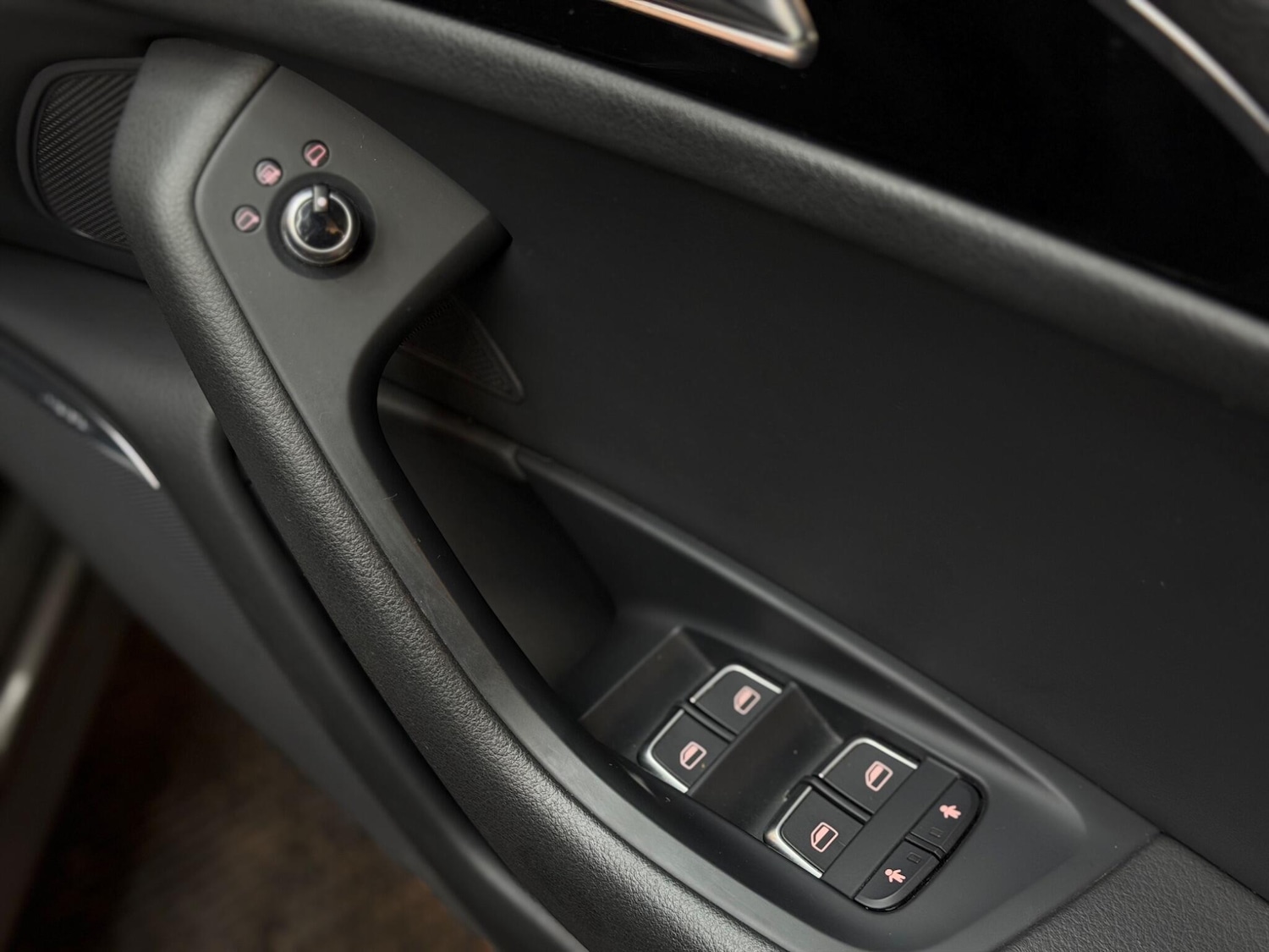 Used Audi A6 2015 for sale - 77957653: Photo 21