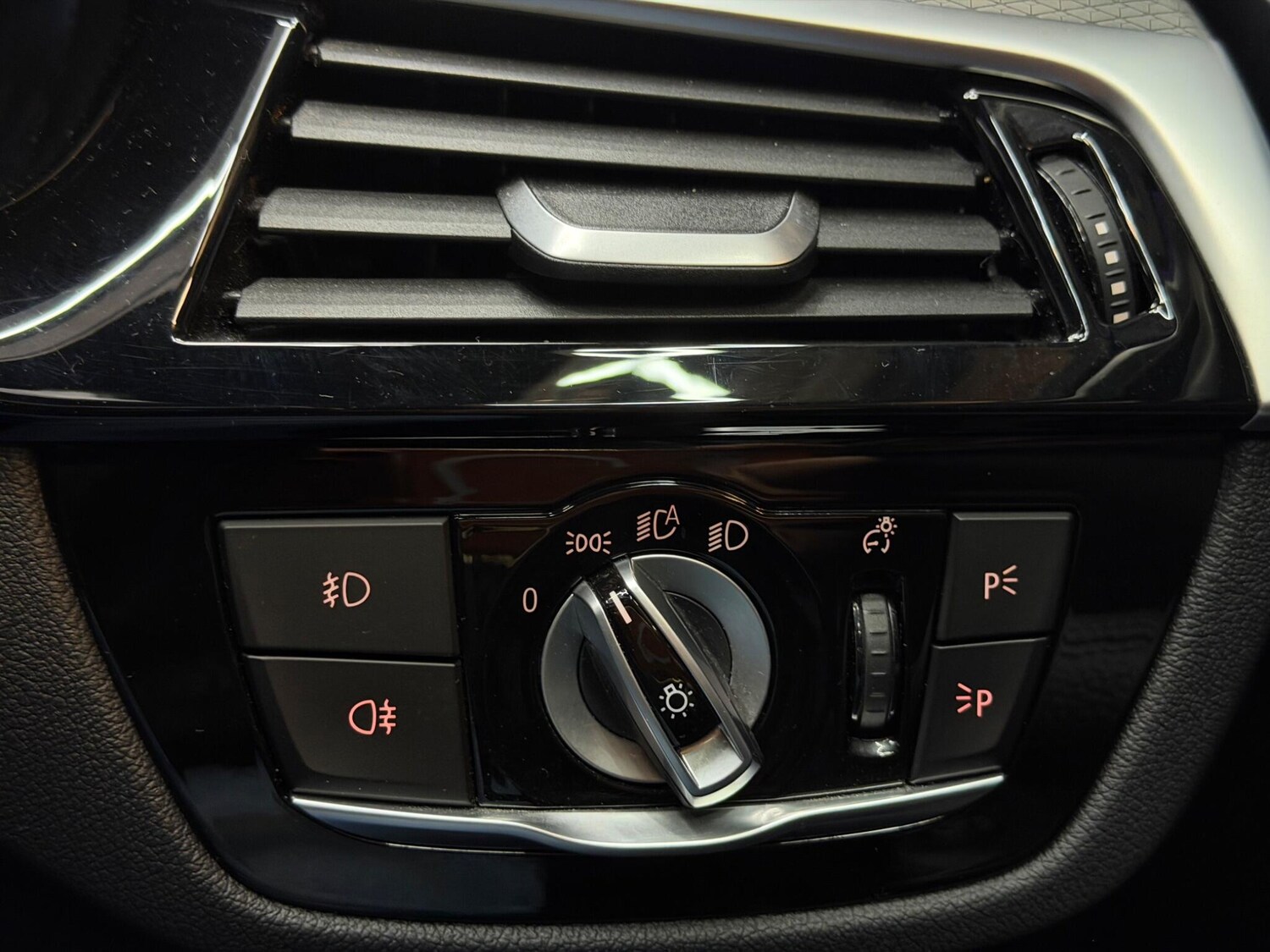 Used BMW 5 Series 2017 for sale - 77400707: Photo 24