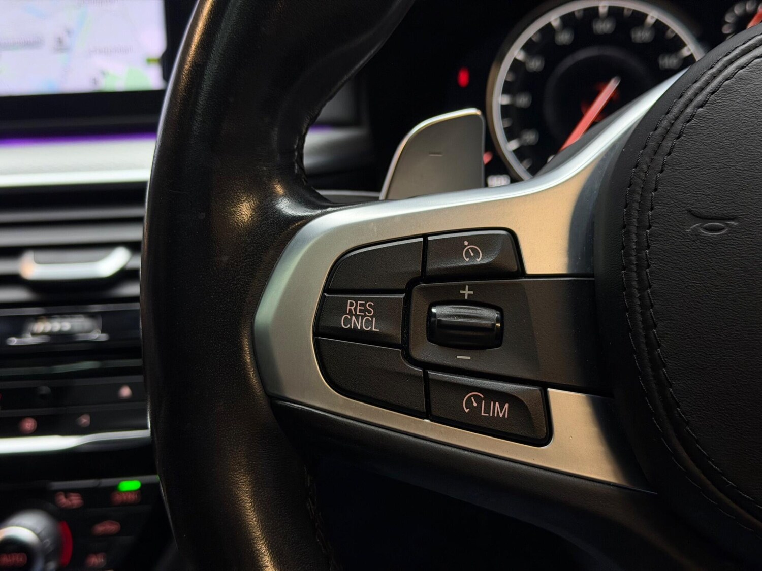 Used BMW 5 Series 2017 for sale - 77400707: Photo 25