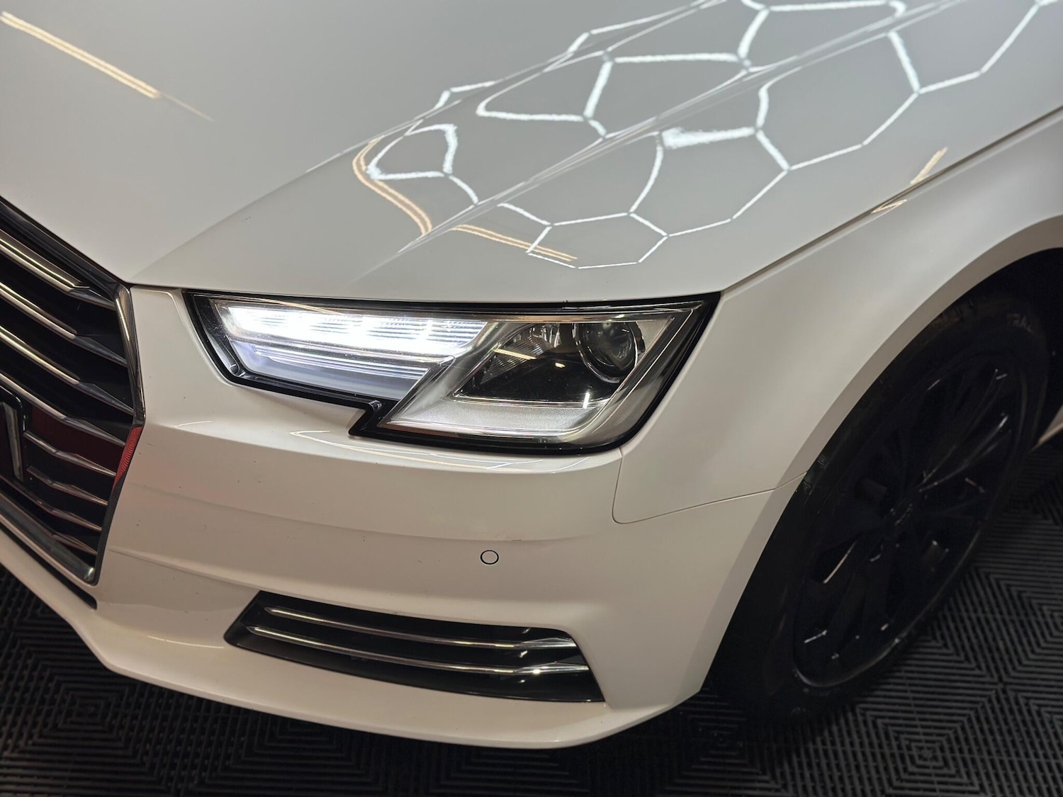 Used BMW 3 Series 2015 for sale - 77166774: Photo 13