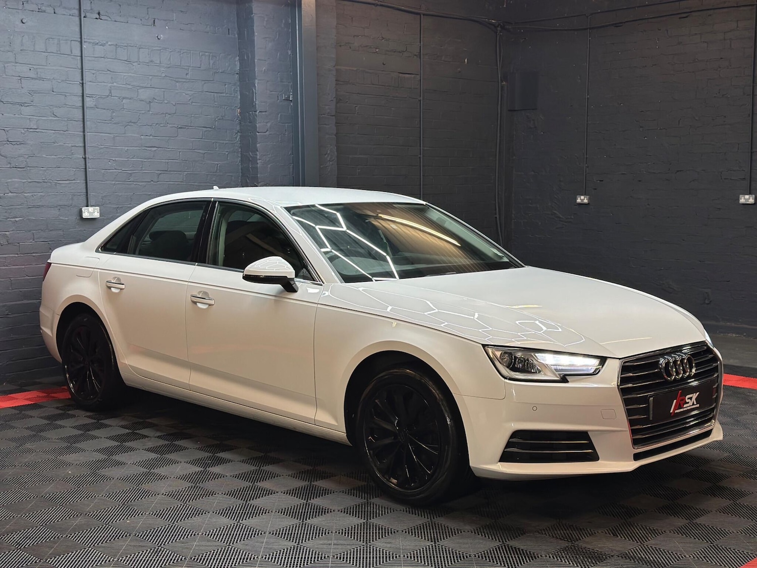 Used BMW 3 Series 2015 for sale - 77166774: Photo 3