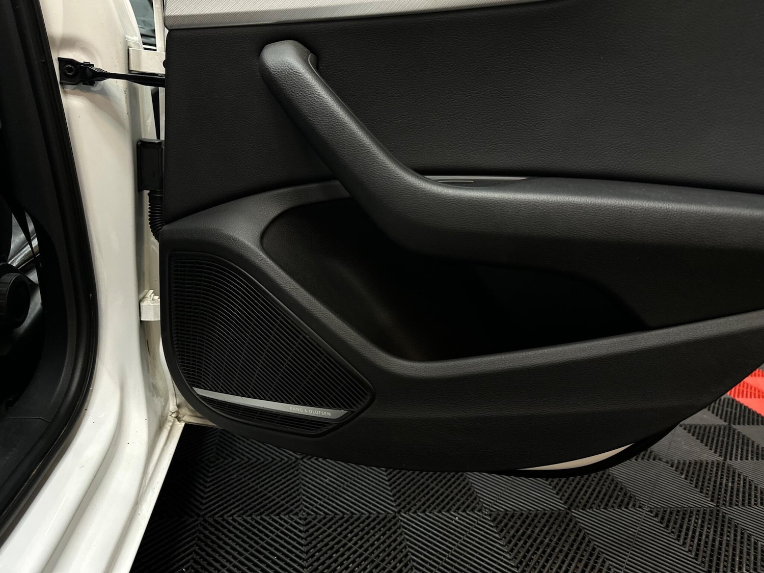 Used BMW 3 Series 2015 for sale - 77166774: Photo 30