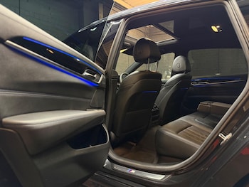 Used BMW 6 Series Gran Turismo 2018 for sale - 77993206: Photo