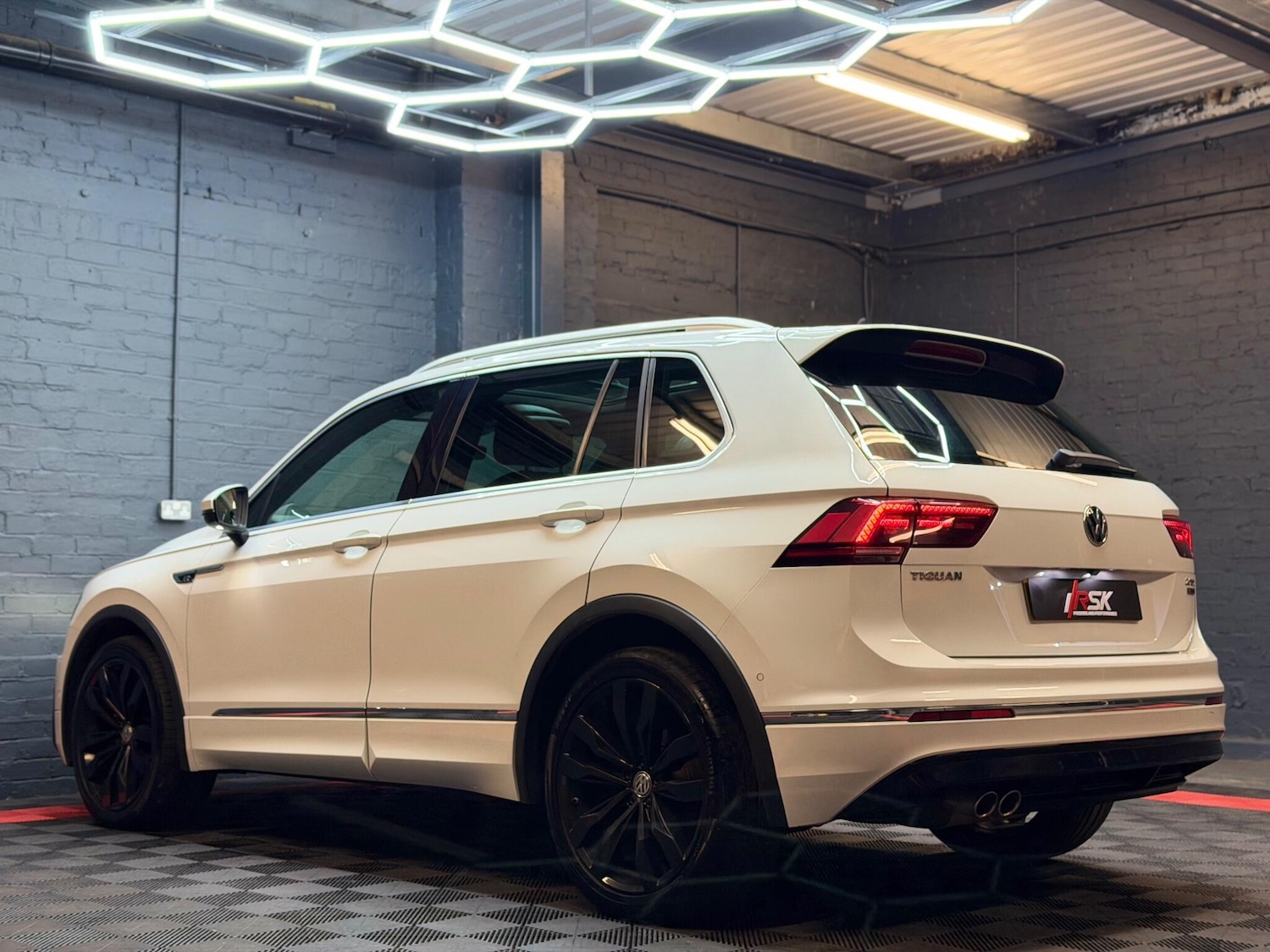 Used Volkswagen Tiguan 2016 for sale - 76752661: Photo 10