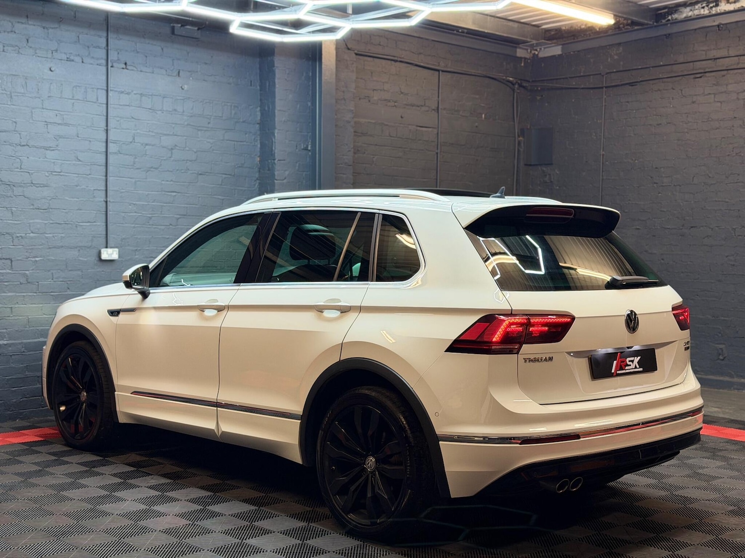 Used Volkswagen Tiguan 2016 for sale - 76752661: Photo 12