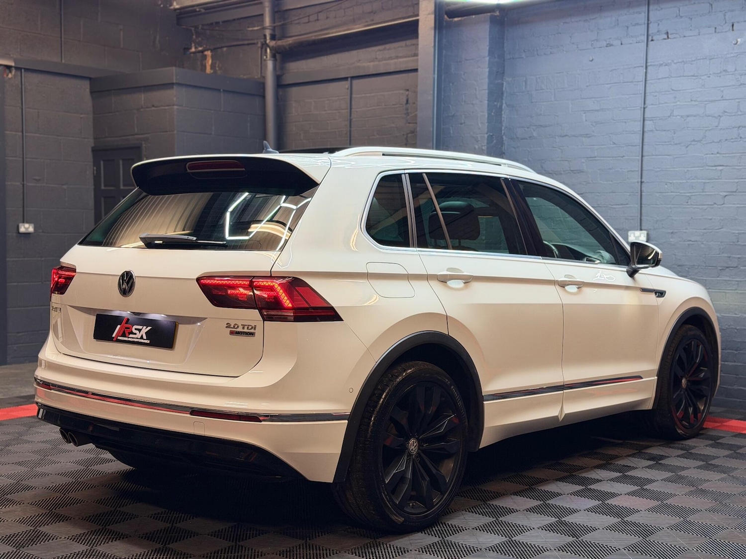 Used Volkswagen Tiguan 2016 for sale - 76752661: Photo 13