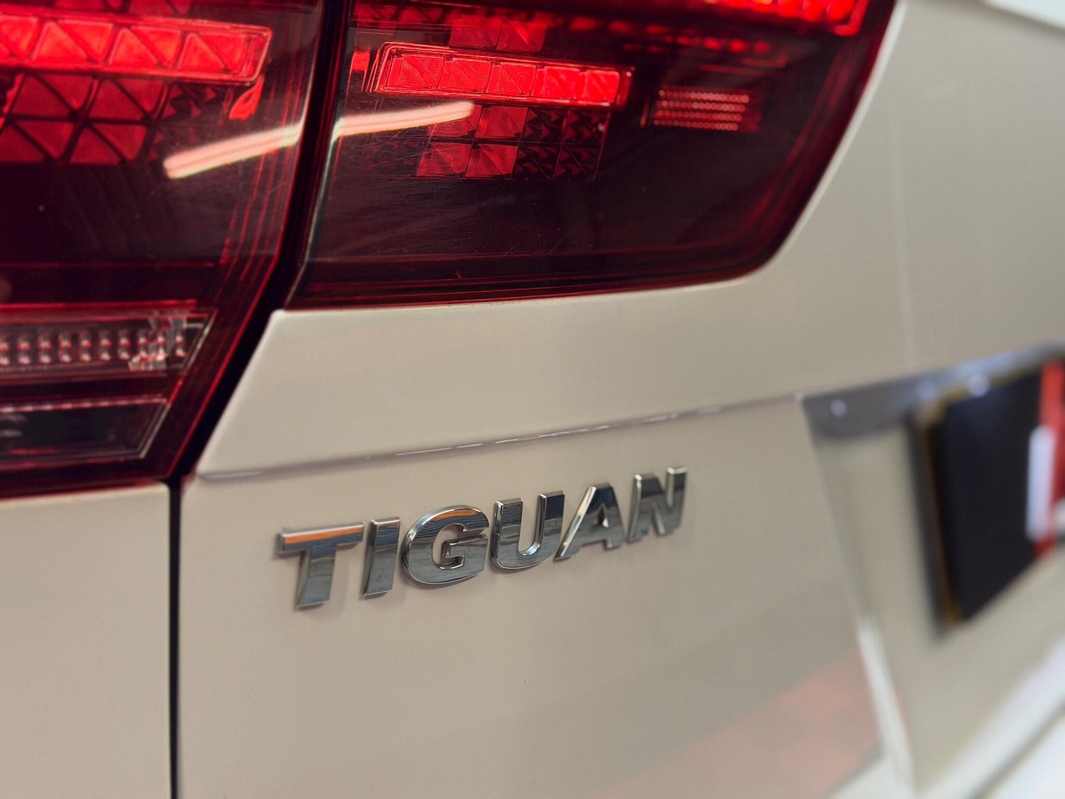 Used Volkswagen Tiguan 2016 for sale - 76752661: Photo 17