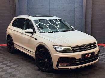 (66) - 2.0 TDI BlueMotion Tech R-Line DSG 4Motion Euro 6 (s/s) 5dr