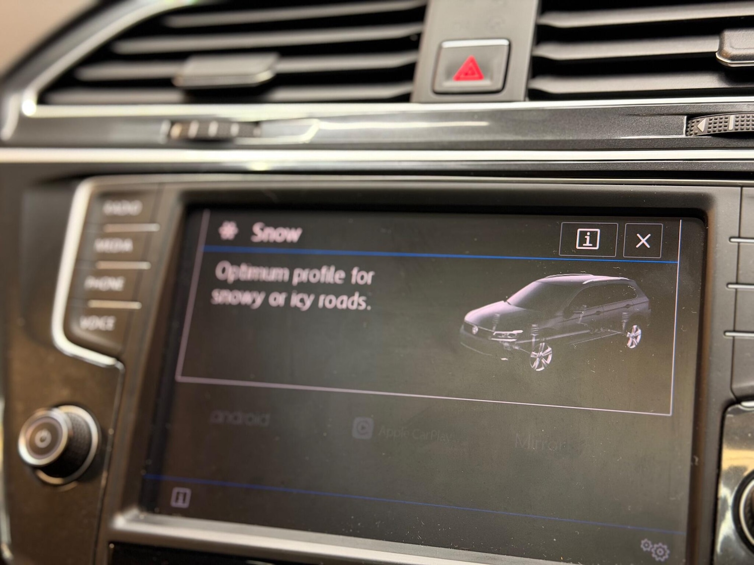 Used Volkswagen Tiguan 2016 for sale - 76752661: Photo 28