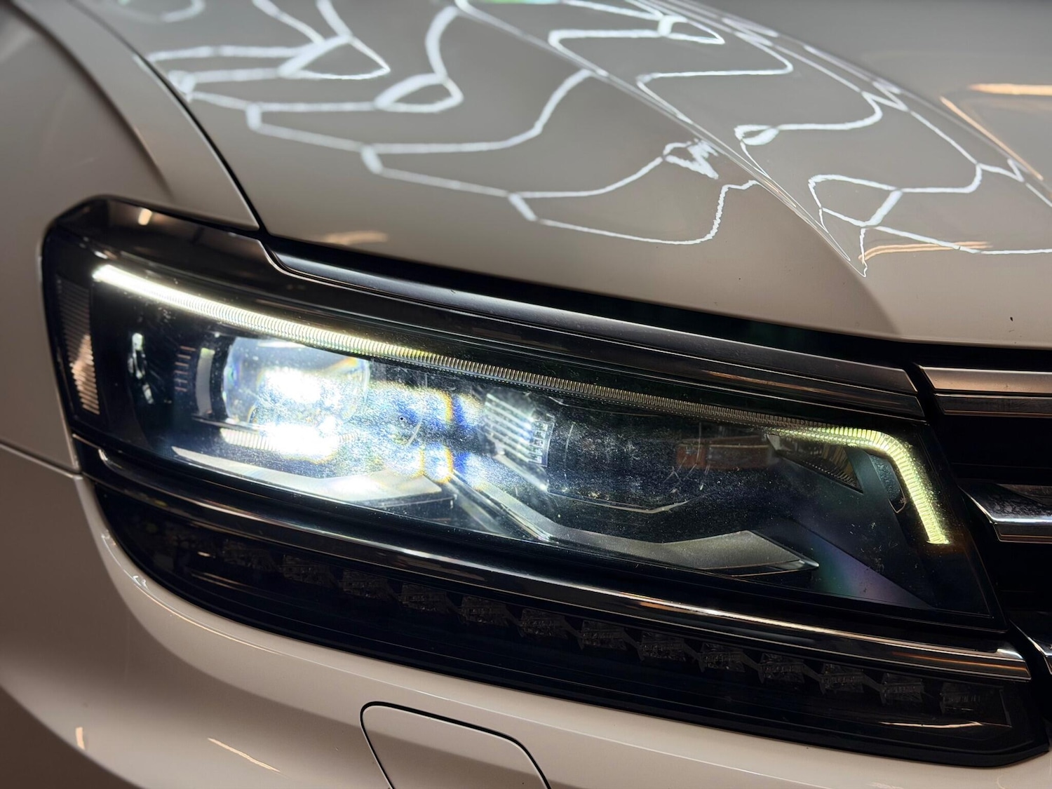 Used Volkswagen Tiguan 2016 for sale - 76752661: Photo 43