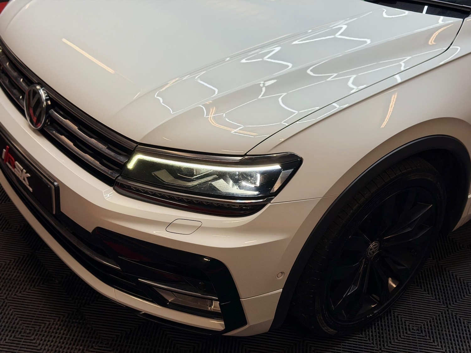 Used Volkswagen Tiguan 2016 for sale - 76752661: Photo 9