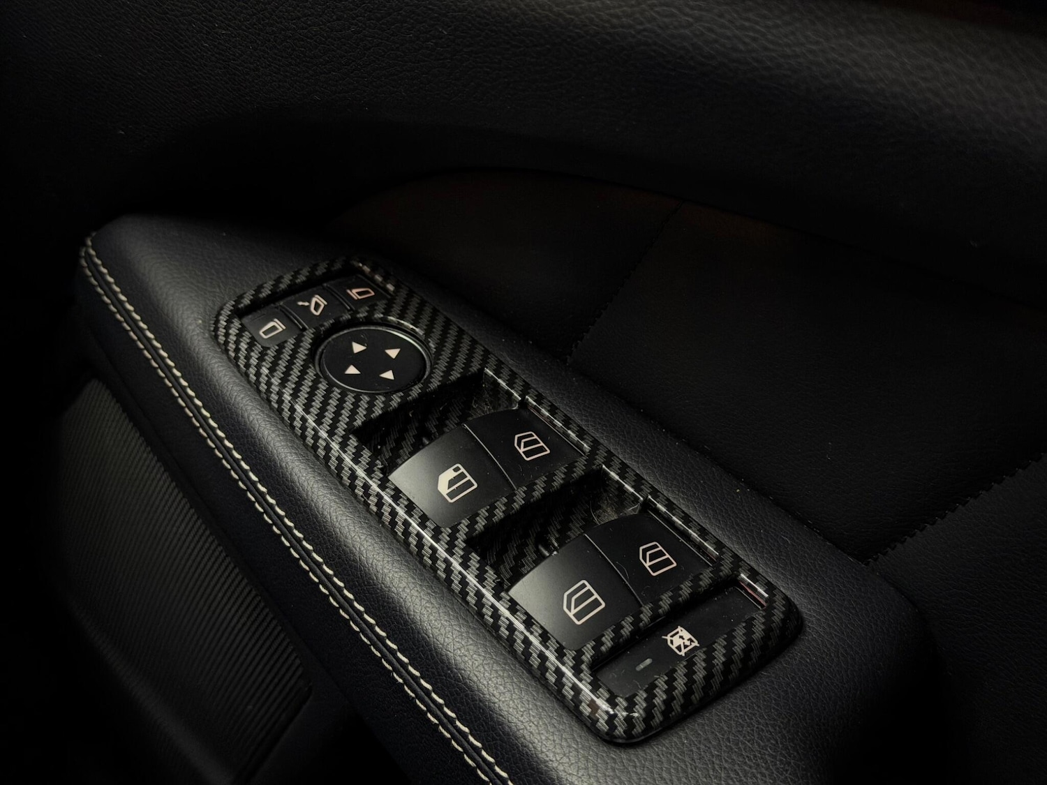 Used Mercedes-Benz CLS for sale - 77993278: Photo 34