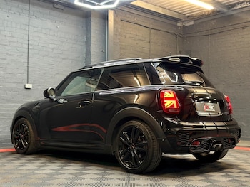 Used MINI Hatch 2018 for sale - 75928509: Photo