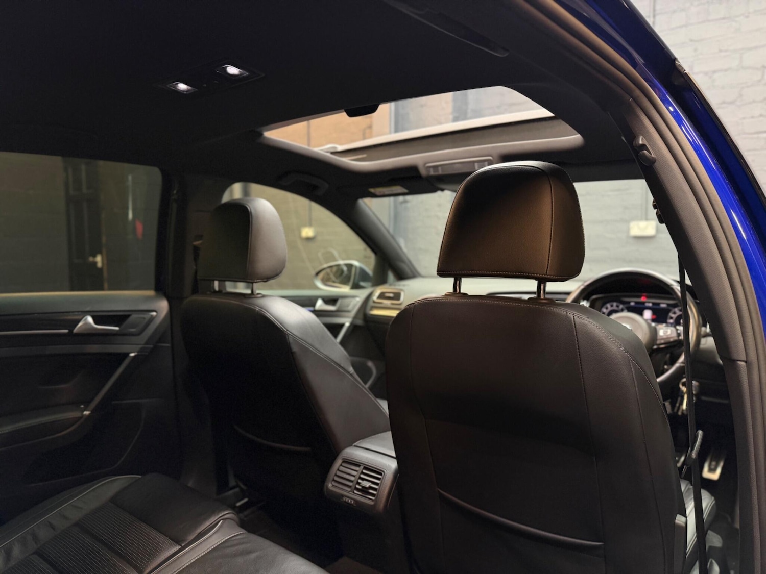 Used Volkswagen Golf 2017 for sale - 78048149: Photo 17